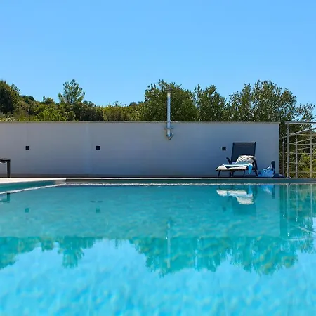 Villa Hedera Estate, Hedera Xv Slano