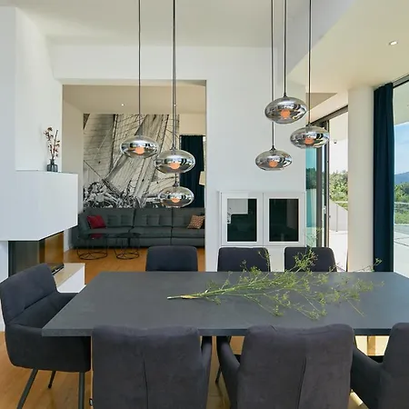 Villa Hedera Estate, Hedera Xv Slano