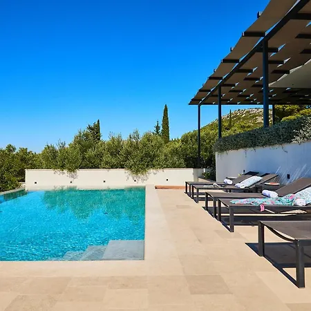 Villa Hedera Estate, Hedera Xv Slano