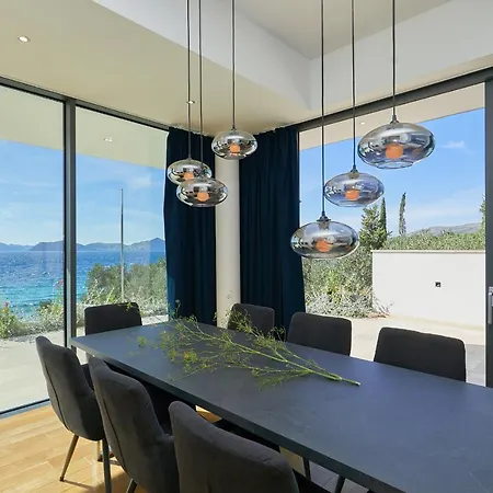 Hedera Estate, Hedera Xv * Slano