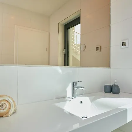 Hedera Estate, Hedera Xv * Slano