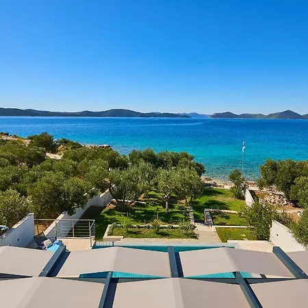 Hedera Estate, Hedera Xv Villa *